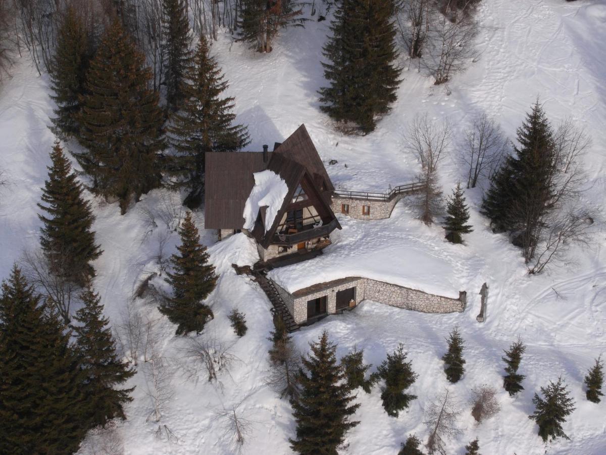 Le Chalet Pointu De Capucine Bourg-Saint-Maurice Exterior photo
