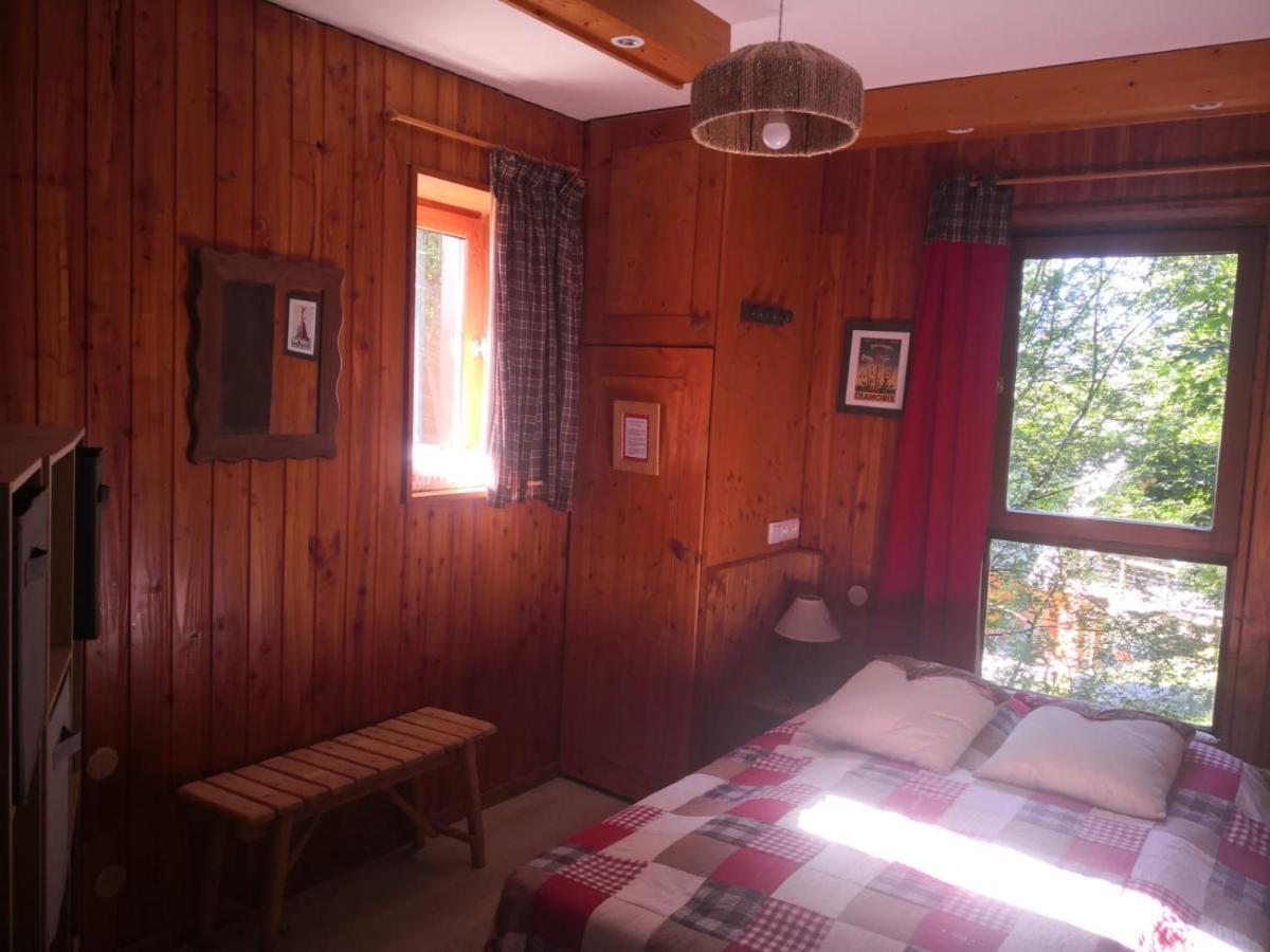 Le Chalet Pointu De Capucine Bourg-Saint-Maurice Exterior photo