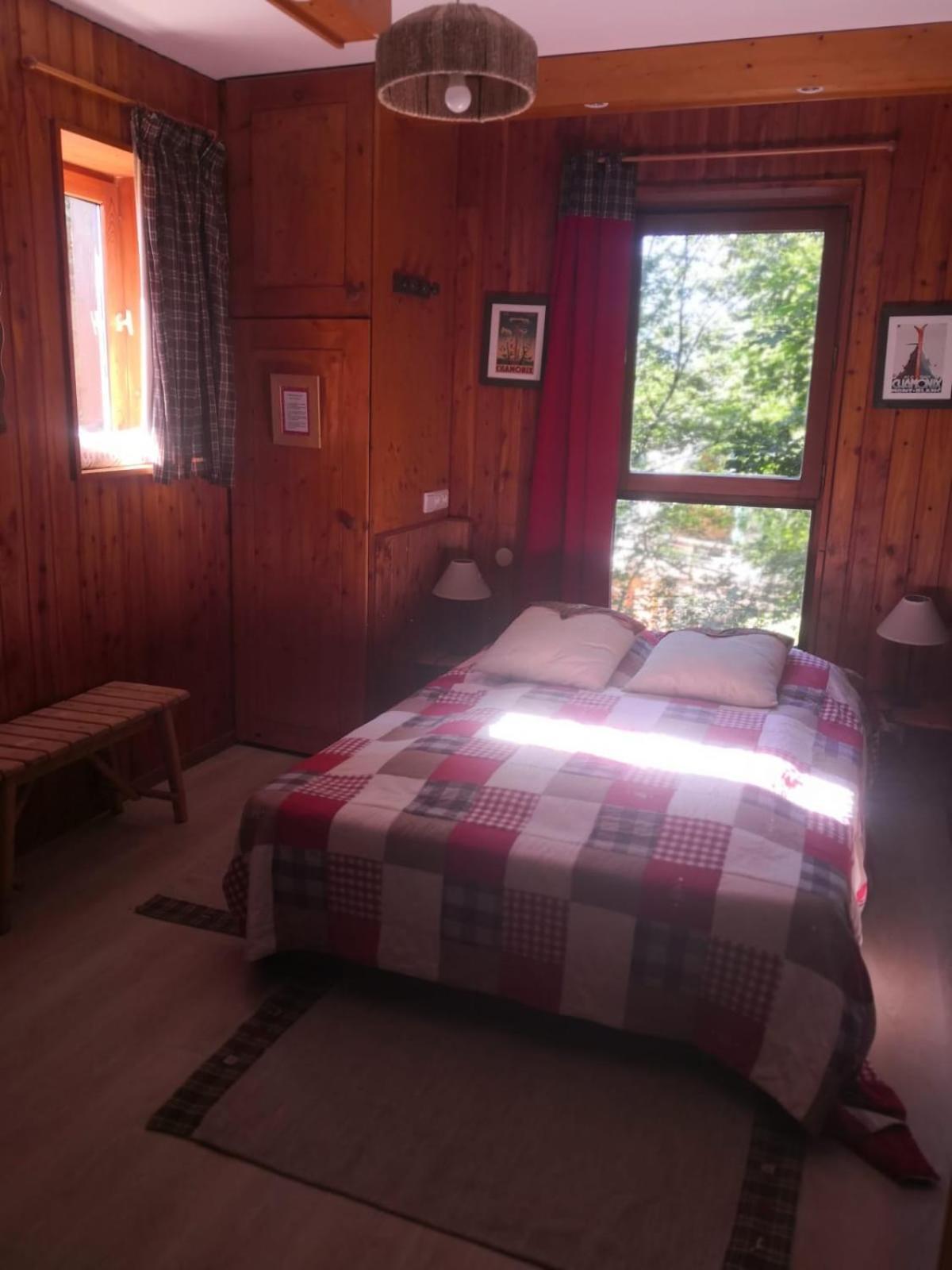 Le Chalet Pointu De Capucine Bourg-Saint-Maurice Exterior photo